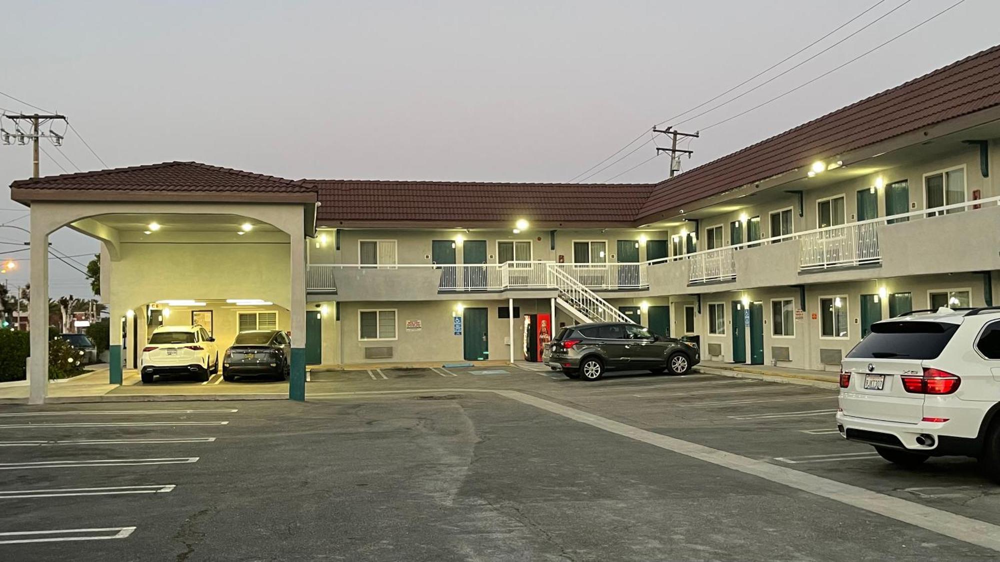 El Segundo Inn Hawthorne Εξωτερικό φωτογραφία